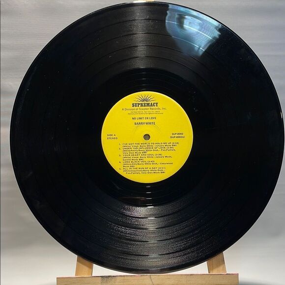 Barry White No Limit On Love Vinyl Record - Picture 4 of 7